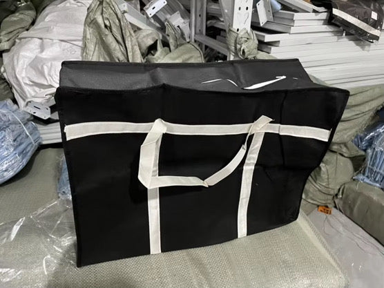 Large Foldable Moving Bags Closet Clothing Storage Bag with Zipper Handle. (Get 4 Bags for the Price of 1) Delivery Before payment within Accra and Tema Only. Note that OUTSIDE ACCRA IS PAYMENT BEFORE DELIVERY.